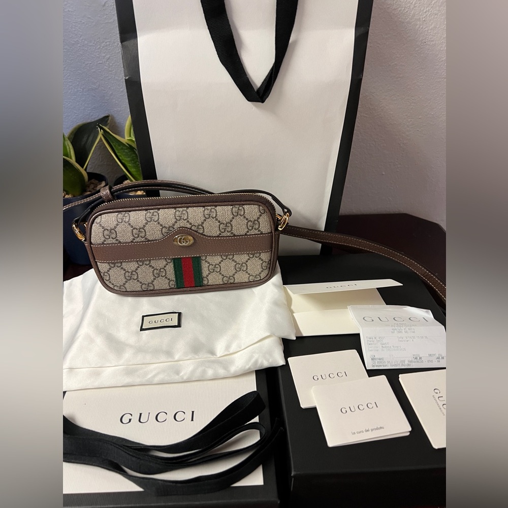 Gucci mini ophidia in mint condition.